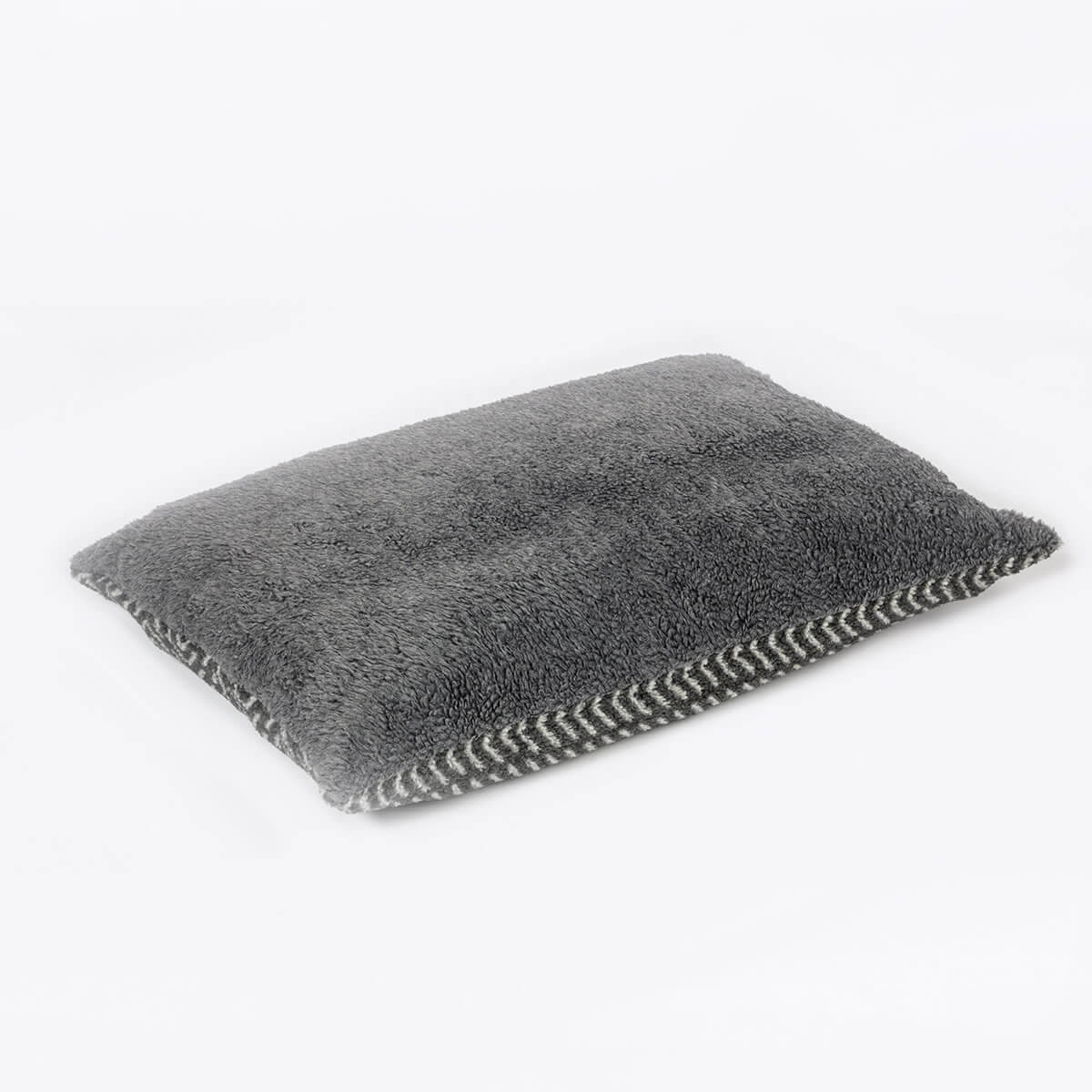 Danish Design Sherpa Fleece Charcoal Arrows Deep Duvet - Image 4