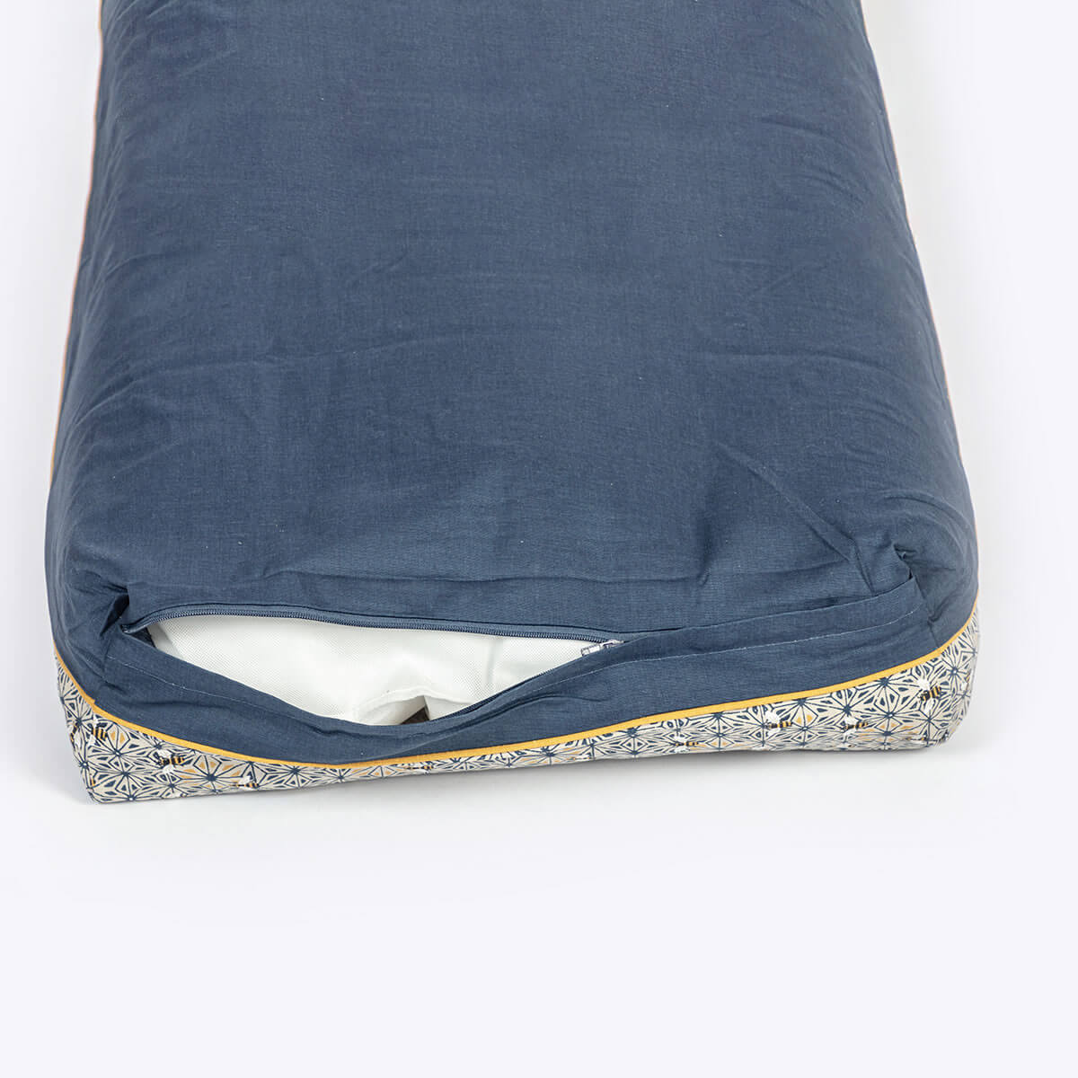 FatFace Geo Bees Deep Duvet Dog Bed - Spare Cover - Image 3
