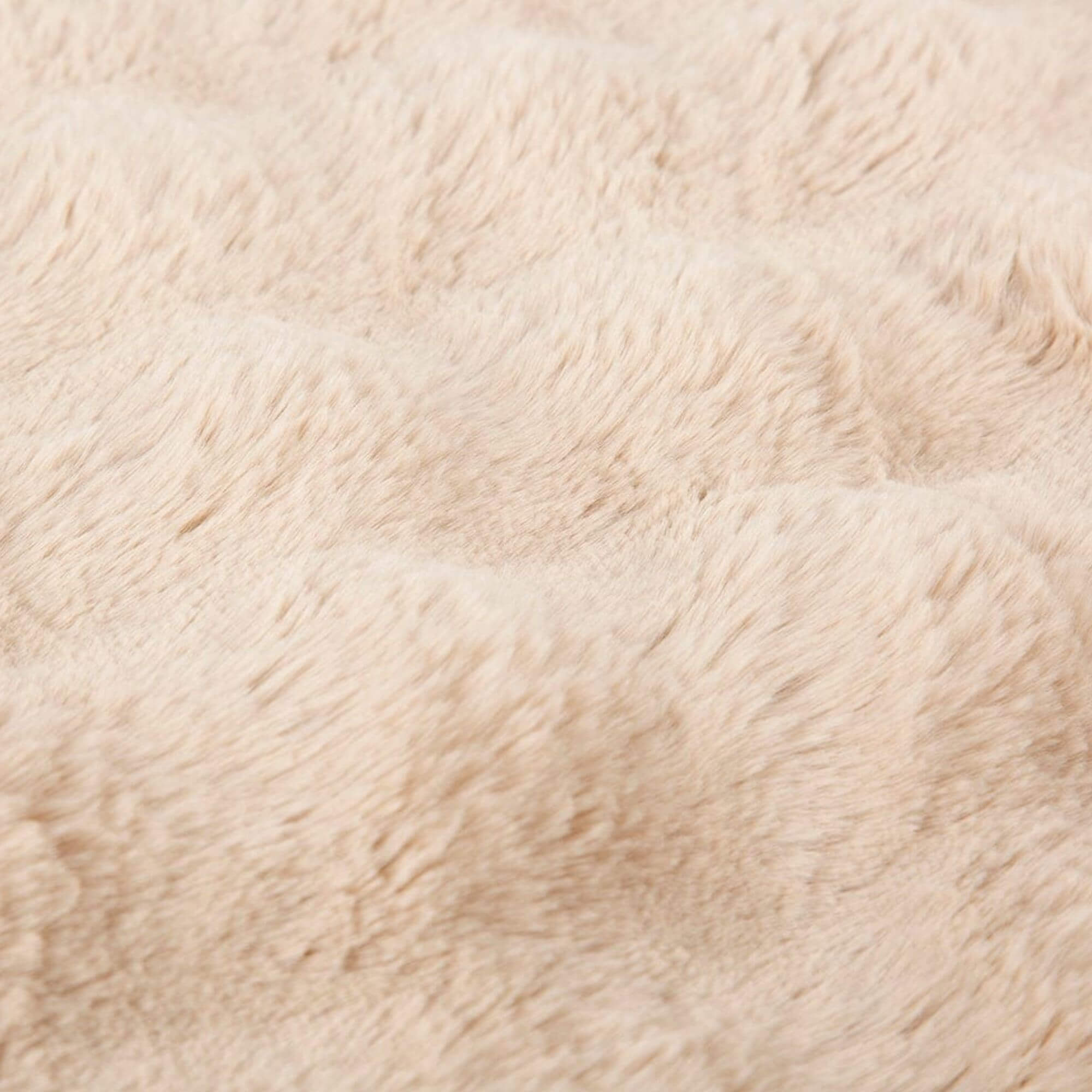 Scruffs Alpine Faux Fur Mattress for Dogs - Image 9